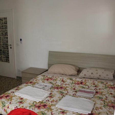 Venezia Lovely Rooms Venedig-Lido Exteriör bild