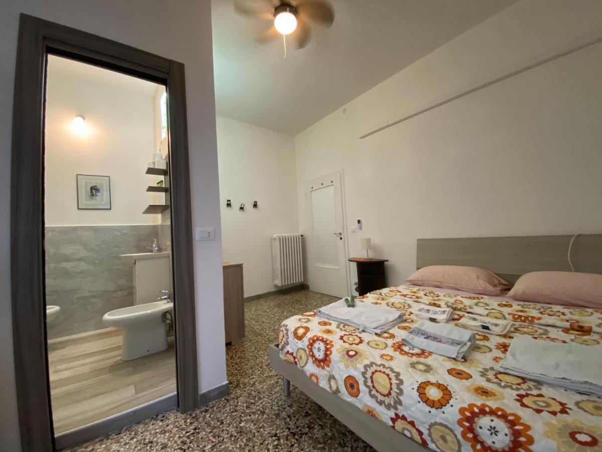 Venezia Lovely Rooms Venedig-Lido Exteriör bild