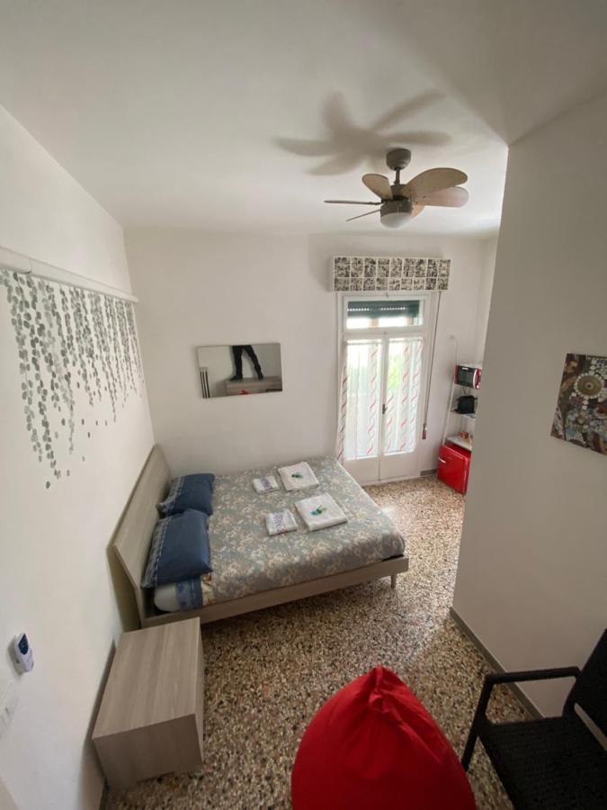 Venezia Lovely Rooms Venedig-Lido Exteriör bild