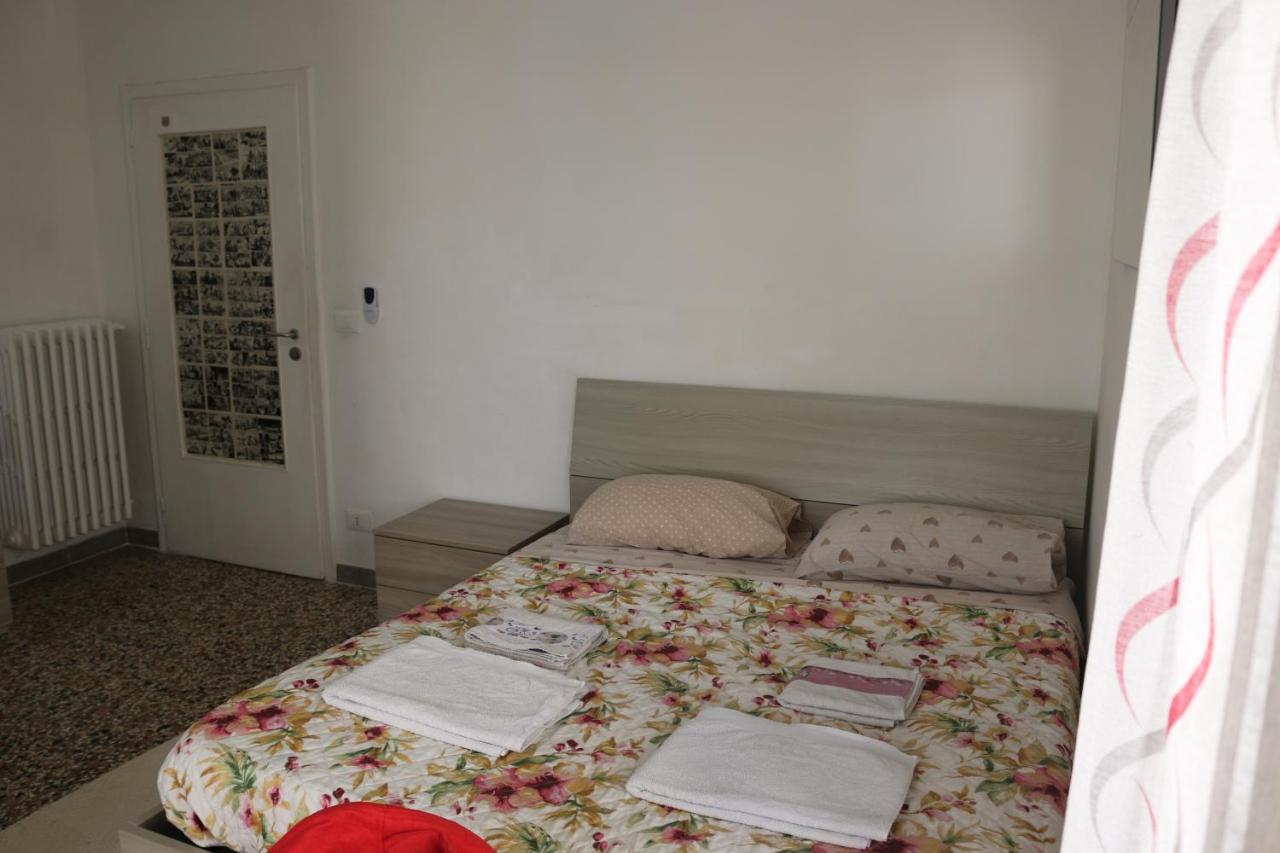 Venezia Lovely Rooms Venedig-Lido Exteriör bild
